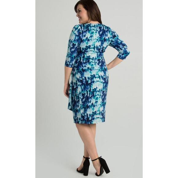 Kiyonna Ciara Cinch 1X Faux Wrap Blue Indigo Rain Versatile Colorful Ruched - Picture 4 of 9